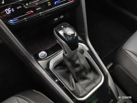 VOLKSWAGEN T-ROC - voiture d'occasion - Photo 27