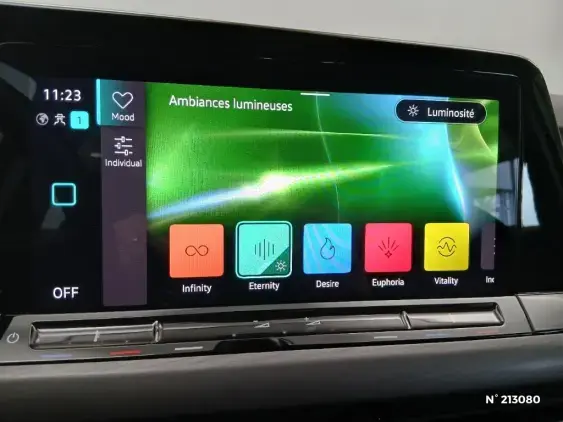 VOLKSWAGEN GOLF VIII - voiture d'occasion - Photo 25