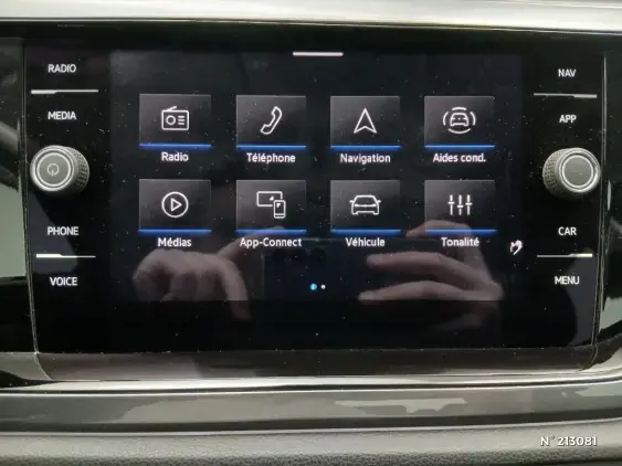 VOLKSWAGEN POLO VI - voiture d'occasion - Photo 13