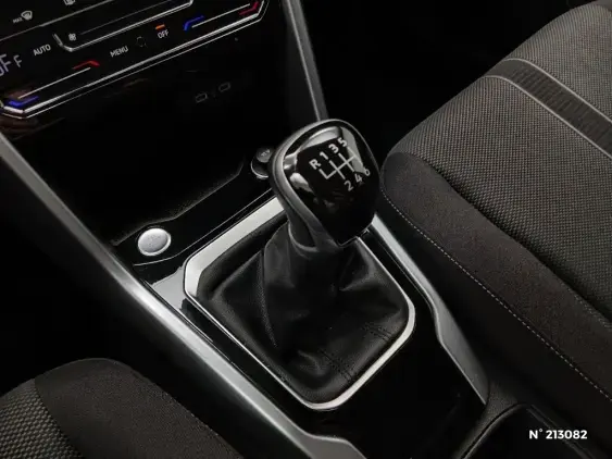 VOLKSWAGEN T-ROC - voiture d'occasion - Photo 26