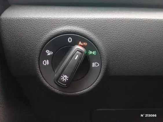 VOLKSWAGEN T-ROC - voiture d'occasion - Photo 15