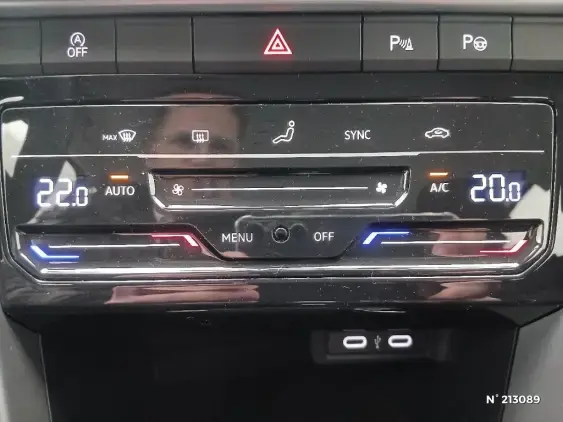 VOLKSWAGEN T-ROC - voiture d'occasion - Photo 26