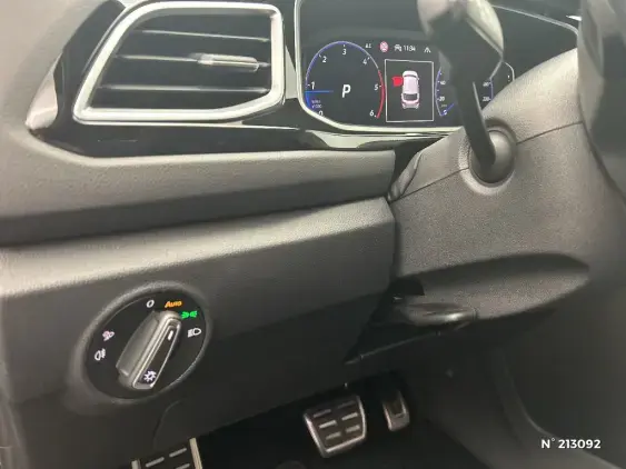 VOLKSWAGEN T-ROC - voiture d'occasion - Photo 25