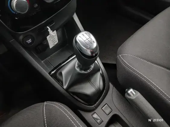 RENAULT CLIO IV - voiture d'occasion - Photo 26