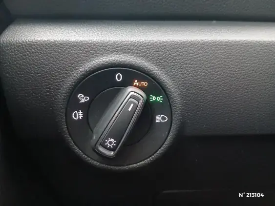 VOLKSWAGEN T-ROC - voiture d'occasion - Photo 15