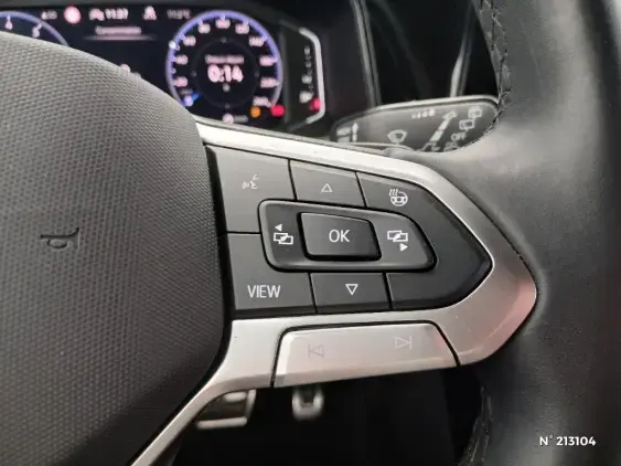 VOLKSWAGEN T-ROC - voiture d'occasion - Photo 24