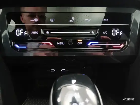 VOLKSWAGEN TIGUAN II - voiture d'occasion - Photo 26