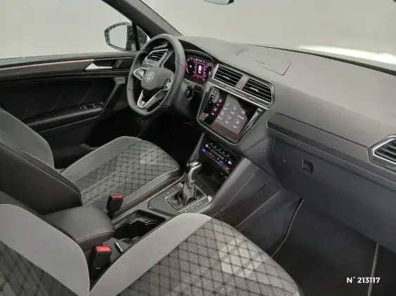VOLKSWAGEN TIGUAN II - voiture d'occasion - Photo 10