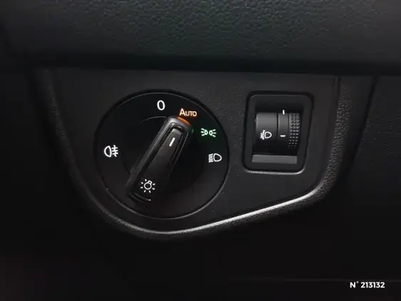 VOLKSWAGEN POLO VI - voiture d'occasion - Photo 15