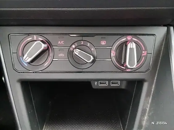 VOLKSWAGEN POLO VI - voiture d'occasion - Photo 24