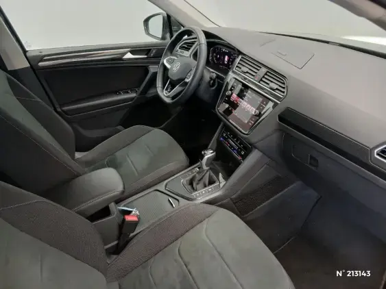 VOLKSWAGEN TIGUAN II - voiture d'occasion - Photo 10