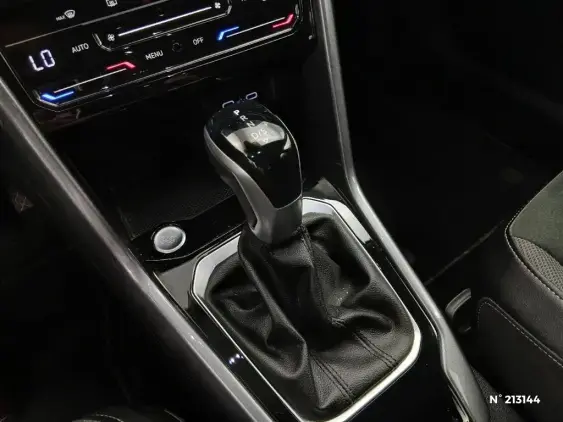 VOLKSWAGEN T-ROC - voiture d'occasion - Photo 27