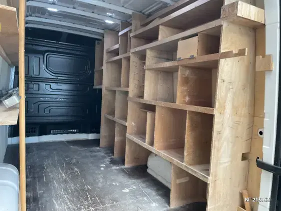 VOLKSWAGEN CRAFTER II - voiture d'occasion - Photo 20