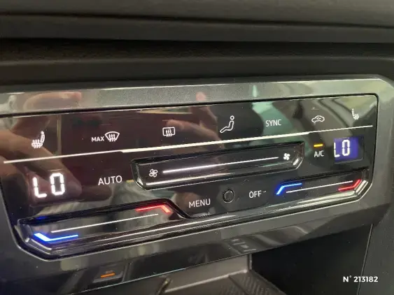 VOLKSWAGEN TIGUAN II - voiture d'occasion - Photo 27