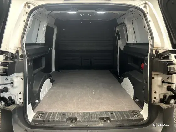 VOLKSWAGEN ID. BUZZ CARGO - voiture d'occasion - Photo 7