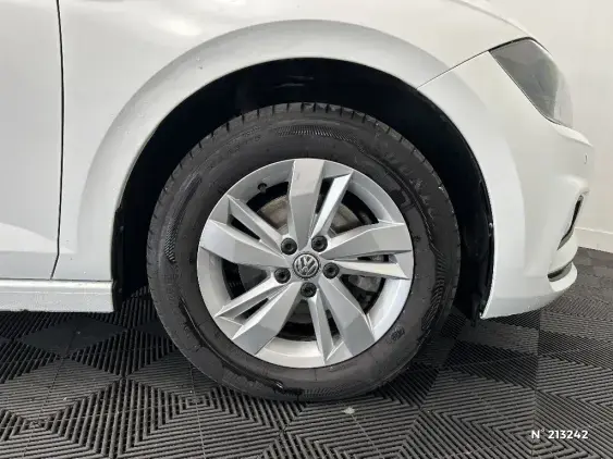 VOLKSWAGEN POLO VI - voiture d'occasion - Photo 8