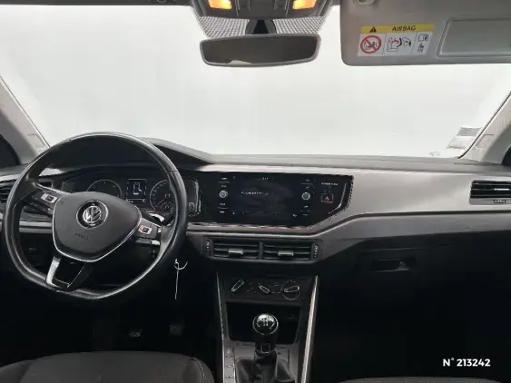 VOLKSWAGEN POLO VI - voiture d'occasion - Photo 9