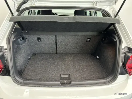 VOLKSWAGEN POLO VI - voiture d'occasion - Photo 7