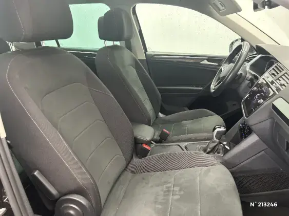 VOLKSWAGEN TIGUAN II - voiture d'occasion - Photo 10