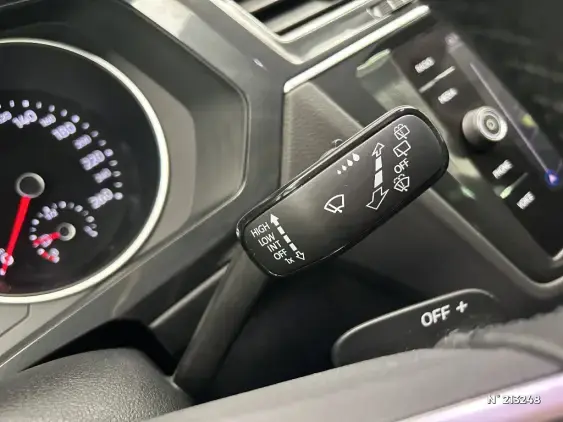 VOLKSWAGEN TIGUAN II - voiture d'occasion - Photo 29