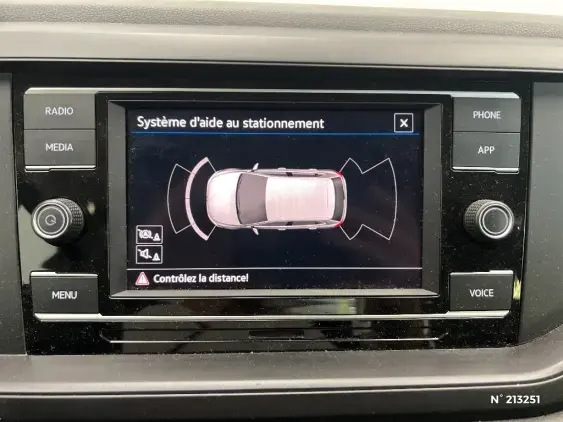 VOLKSWAGEN POLO VI - voiture d'occasion - Photo 14