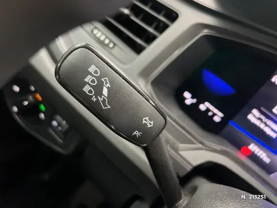 VOLKSWAGEN POLO VI - voiture d'occasion - Photo 27