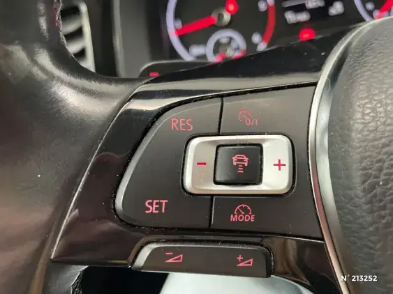 VOLKSWAGEN POLO VI - voiture d'occasion - Photo 24