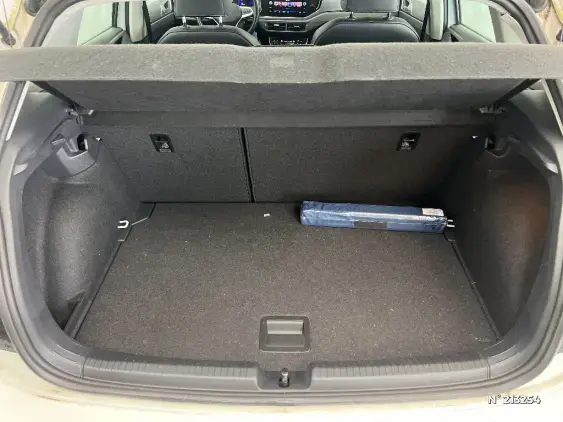 VOLKSWAGEN POLO VI - voiture d'occasion - Photo 7