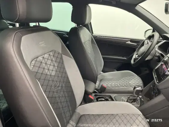 VOLKSWAGEN TIGUAN II - voiture d'occasion - Photo 10