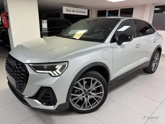 AUDI Q3 - voiture d'occasion - Photo 1