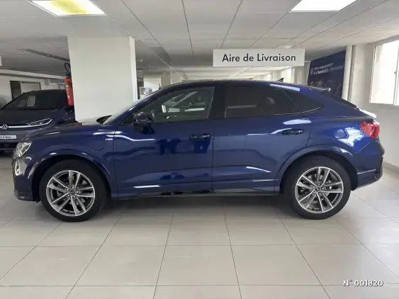 AUDI Q3 - voiture d'occasion - Photo 1
