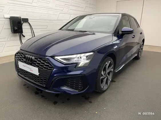 AUDI A3 SPORTBACK IV - voiture d'occasion - Photo 1