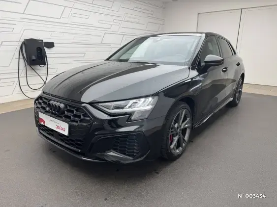 AUDI A3 SPORTBACK IV - voiture d'occasion - Photo 1