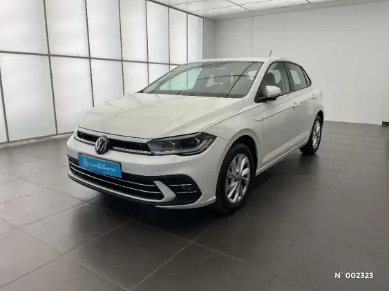 VOLKSWAGEN POLO V - voiture d'occasion - Photo 1