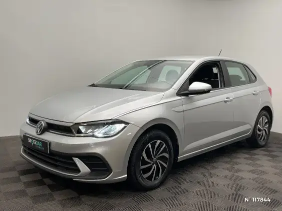 VOLKSWAGEN POLO VI - voiture d'occasion - Photo 1
