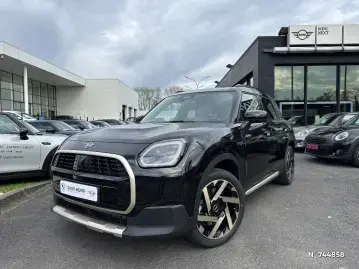 Acheter MINI COUNTRYMAN Countryman 170 ch DKG7 C Favoured + Pack S occasion en vente à MINI SAINT-MERRI SAINT-MAXIMIN GUEUDET 1880