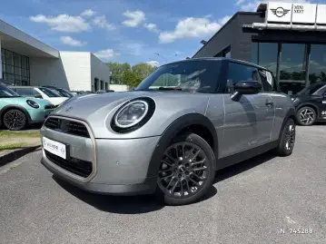 Acheter MINI COOPER 3 PORTES COOPER C 156 CH FAVOURED PACK S E BVA 3P occasion en vente à MINI SAINT-MERRI SAINT-MAXIMIN GUEUDET 1880