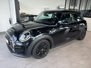 Acheter MINI MINI 3 PORTES Hatch 3 Portes Cooper SE 184 ch Edition Premium Plus occasion en vente à MINI SAINT-MERRI COMPIEGNE GUEUDET 1880