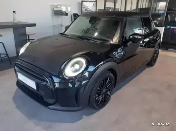 Acheter MINI MINI 5 PORTES Hatch 5 Portes Cooper 136 ch DKG7 Edition Premium Plus occasion en vente à MINI SAINT-MERRI COMPIEGNE GUEUDET 1880