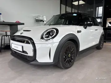 Acheter MINI MINI 3 PORTES Hatch 3 Portes Cooper SE 184 ch Edition Premium occasion en vente à MINI SAINT-MERRI COMPIEGNE GUEUDET 1880