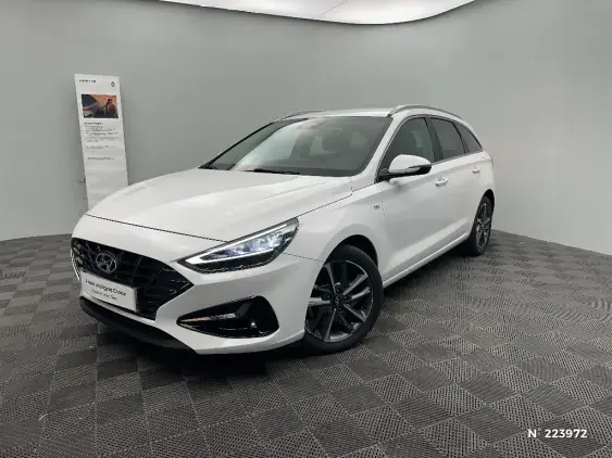 HYUNDAI I30 SW II - voiture d'occasion - Photo 1