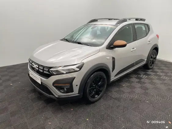 DACIA SANDERO III - voiture d'occasion - Photo 1