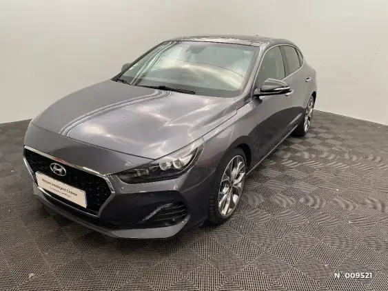 HYUNDAI I30 FASTBACK I - voiture d'occasion - Photo 1