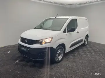 Acheter PEUGEOT PARTNER PARTNER FOURGON STANDARD 650 KG PURETECH 110 S&S BVM6 PRO occasion en vente à PEUGEOT BRIE-COMTE-ROBERT GUEUDET 1880