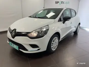 Acheter RENAULT CLIO CLIO IV CLIO 1.2 16V 75 LIFE occasion en vente à PEUGEOT CORBEIL-ESSONNES GUEUDET 1880
