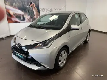 Acheter TOYOTA AYGO AYGO 1.0 VVT-I X-SHIFT X-PLAY occasion en vente à PEUGEOT CORBEIL-ESSONNES GUEUDET 1880
