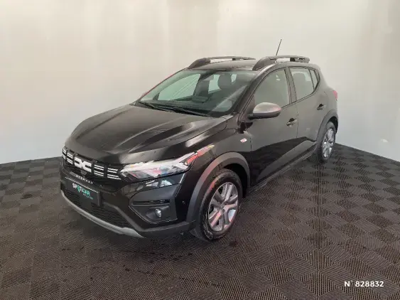 DACIA SANDERO III - voiture d'occasion - Photo 1