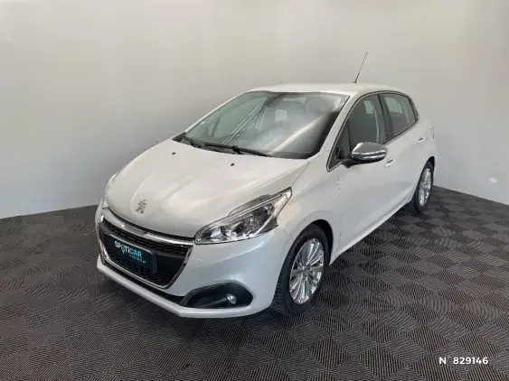 PEUGEOT 208 - voiture d'occasion - Photo 1