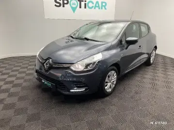 Acheter RENAULT CLIO CLIO IV CLIO 1.2 16V 75 TREND occasion en vente à PEUGEOT MEAUX GUEUDET 1880