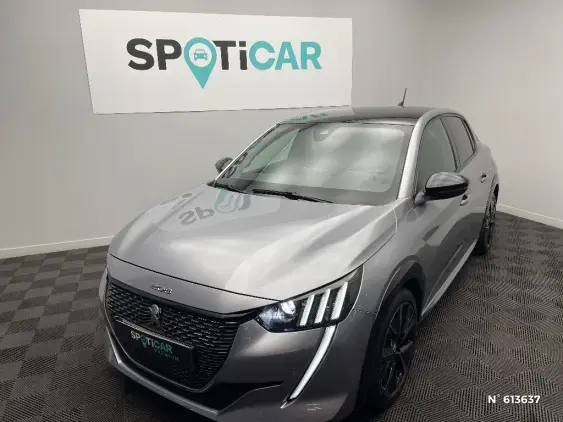 PEUGEOT 208 II - voiture d'occasion - Photo 1